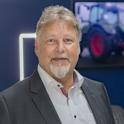 A friendly old man who is Rolf Gramenske and is your contact person.